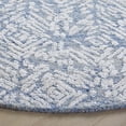 thumbnail image 3 of SAFAVIEH Glamour Owen Abstract Area Rug, Blue/Ivory, 6' x 6' Round, 3 of 10