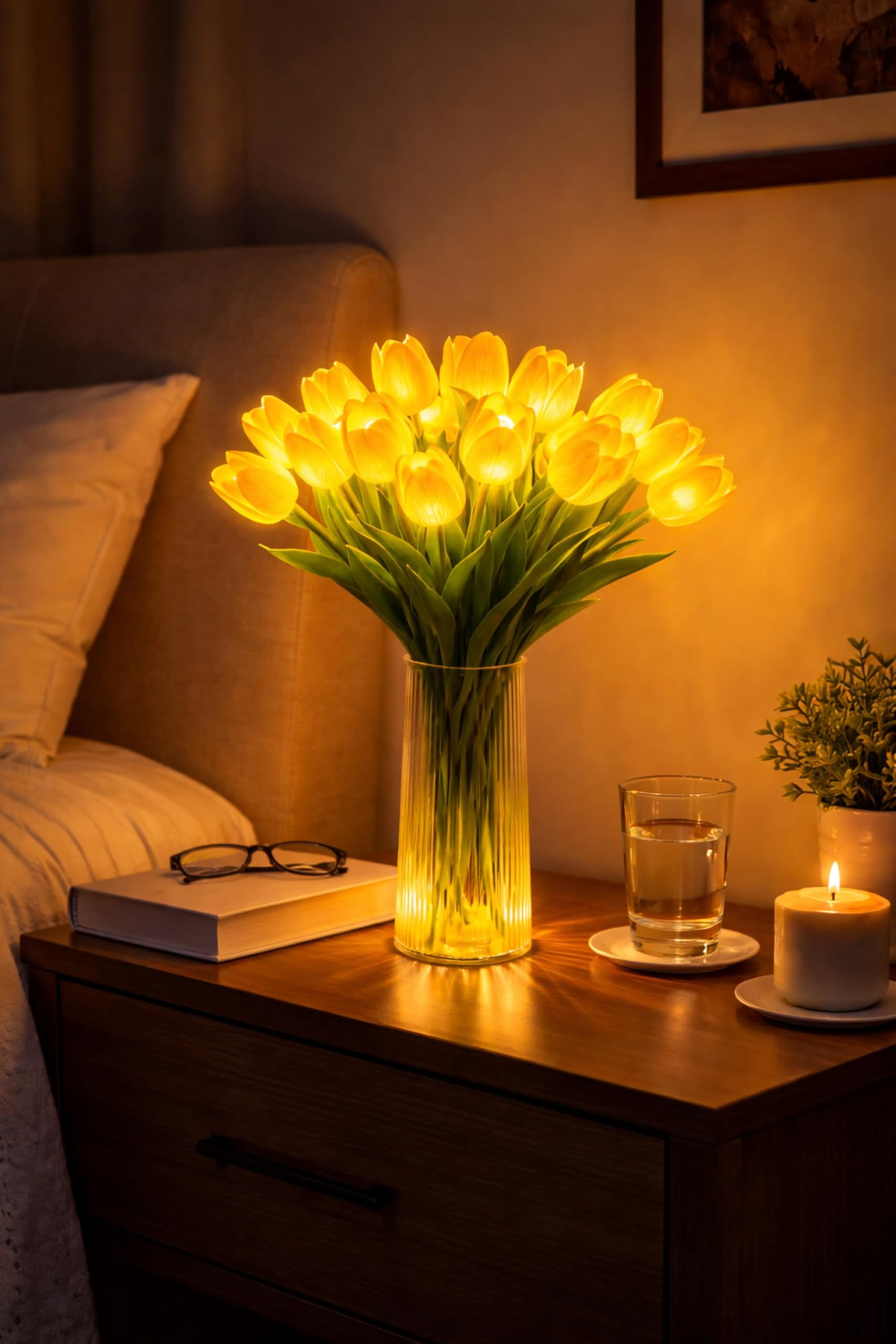Romantic Tulip Night Light with Vase, 15 LED Never-Fade Twinkling Tulip Lamp, Flower Ambient Light for Bedroom Bedside Decor & Gift