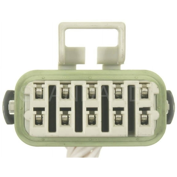 Standard Ignition Accelerator Pedal Position Sensor Connector P/N:S-1197 Fits select: 2003-2005 CHEVROLET SILVERADO, 2003-2005 CHEVROLET TAHOE