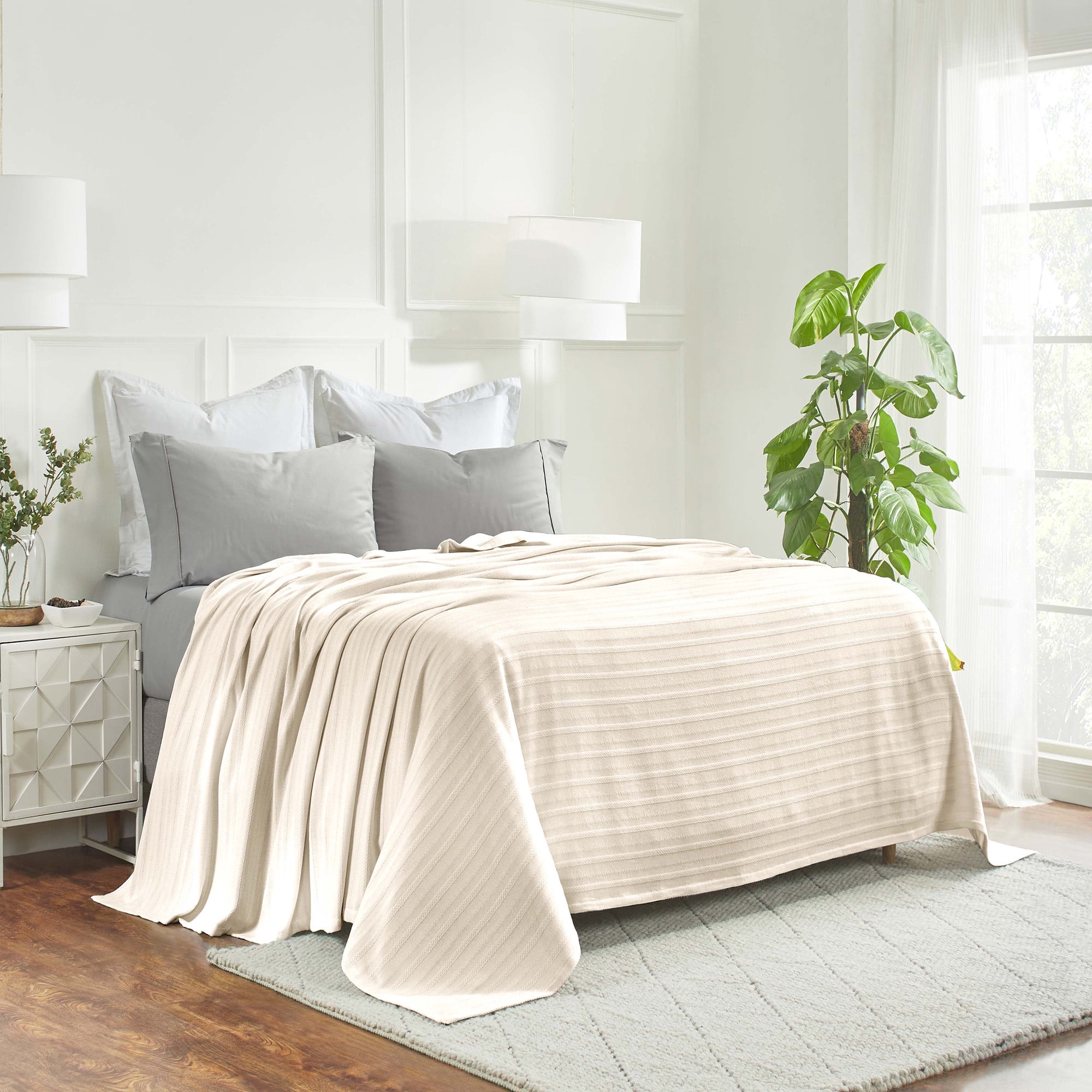 Superior Clara Cotton Striped Woven Blanket, King, Ivory