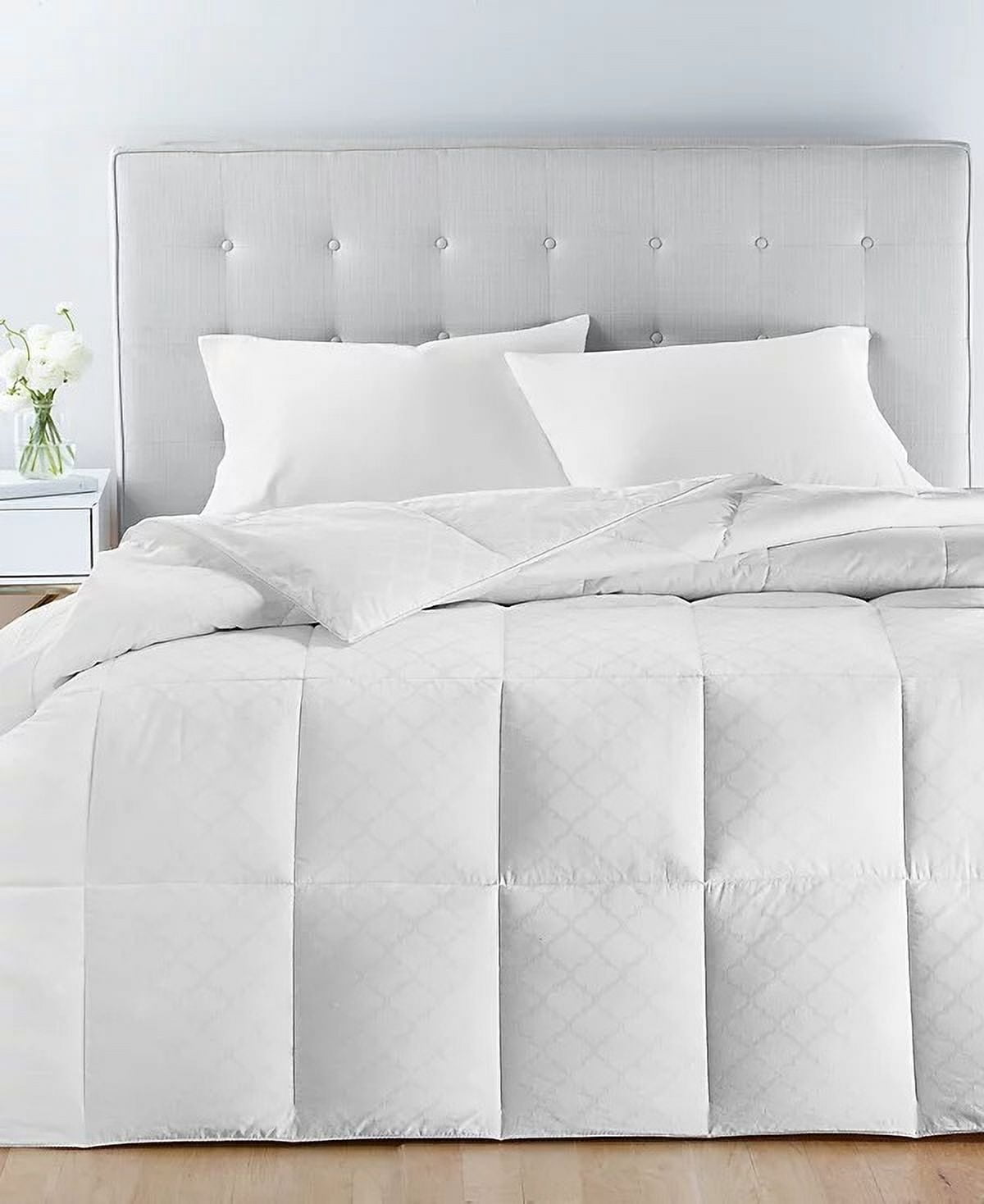 Charter Club WHITE Continuous Comfort350 Thread Count Down Comforter, Full/Queen