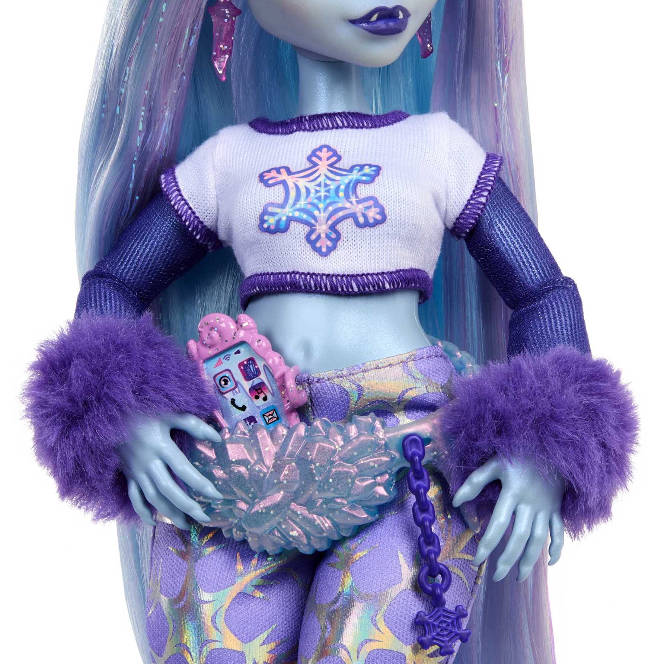 Monster High Abbey Bominable Yeti Fashion Doll with Pet Mammoth and Themed Accessories, Collectible