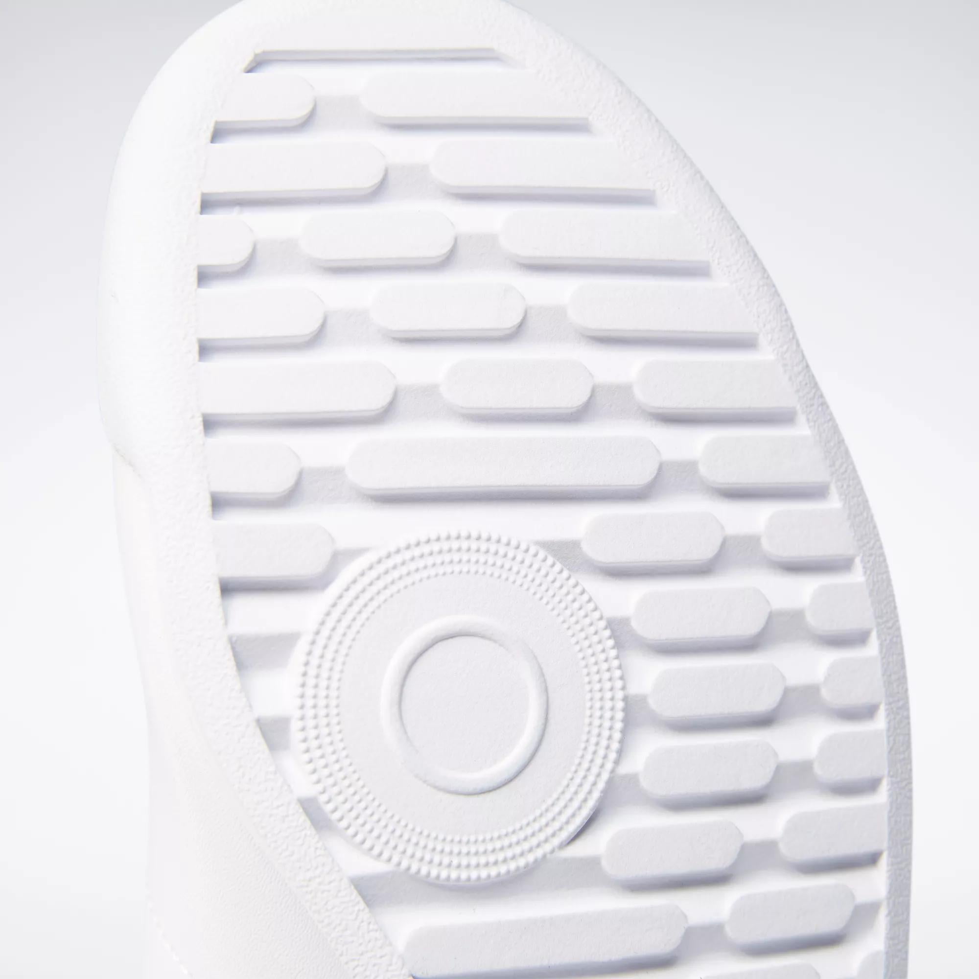 Reebok princess walking shoes deals