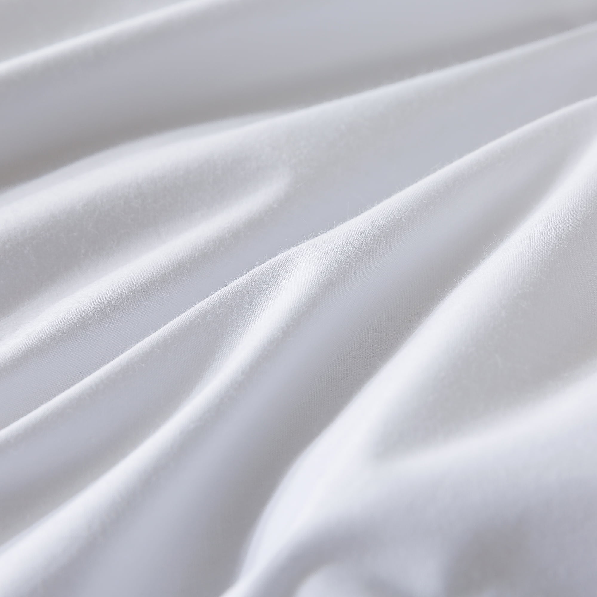 Royal Velvet Tufted Down Alternative Comforter King - White