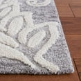 thumbnail image 3 of SAFAVIEH Jardin Isidor Floral Area Rug, Gray/Ivory, 5' x 8', 3 of 8