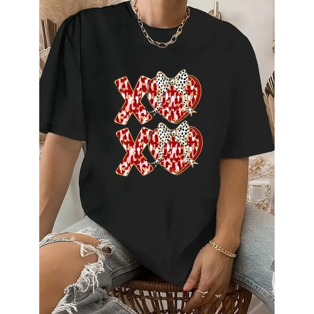 Deer Chives Directional Is a Round-Neck Short-Sleeve T-Shirt, a Vintage Casual Printed Top for Women.