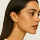 thumbnail image 4 of Aretes cuadrados dorado y plateado, 4 of 4