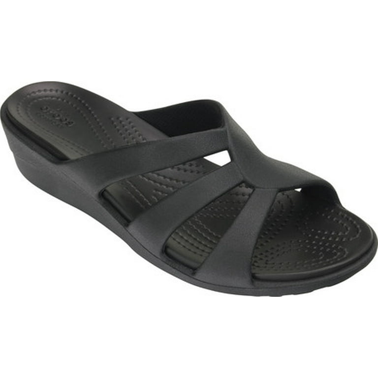 Sanrah crocs 2025