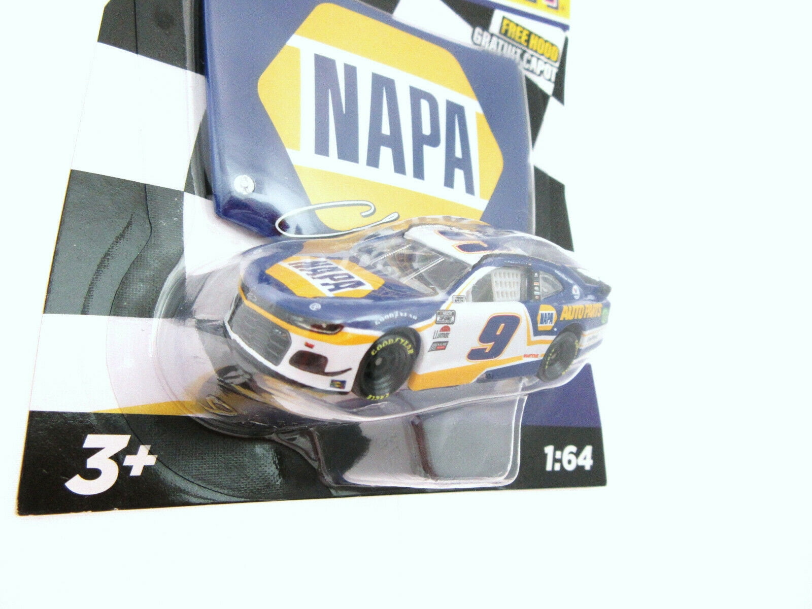Chase Elliot ~ NAPA Auto Parts Car ~ NASCAR Authentics ~ Die Cast 1:64 Scale
