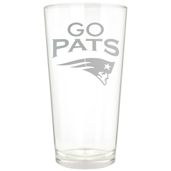 New England Patriots Etched 16oz. Rally Cry Pint Glass