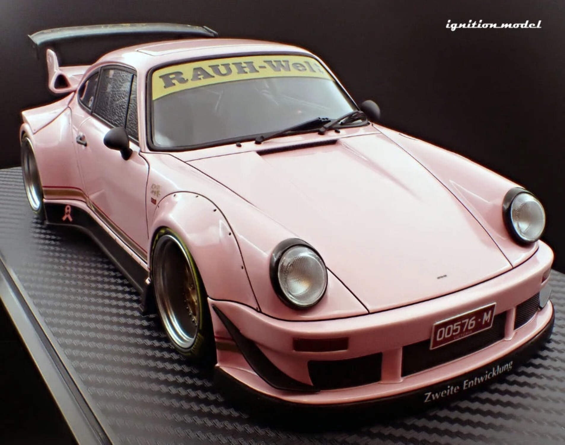 Tarmac Works Limited Edition 1/43 Porsche 911 Rwb 930