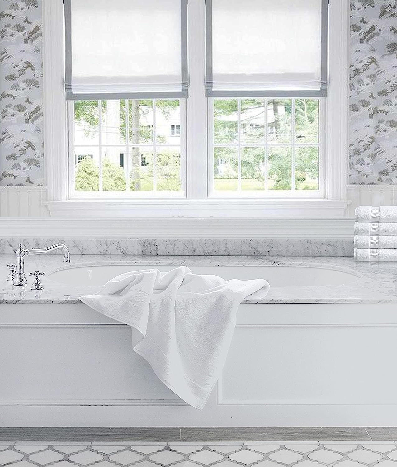 Delara 10-Piece Organic Cotton Towel Set, 650 GSM Luxury Plush, Quick Dry & Ultra-Absorbent, GOTS & OEKO-TEX Certified, White