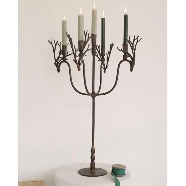 Candelabro Black Forest Decor Huntsman de latón con forma de ciervo, 5 conos, 74 cm