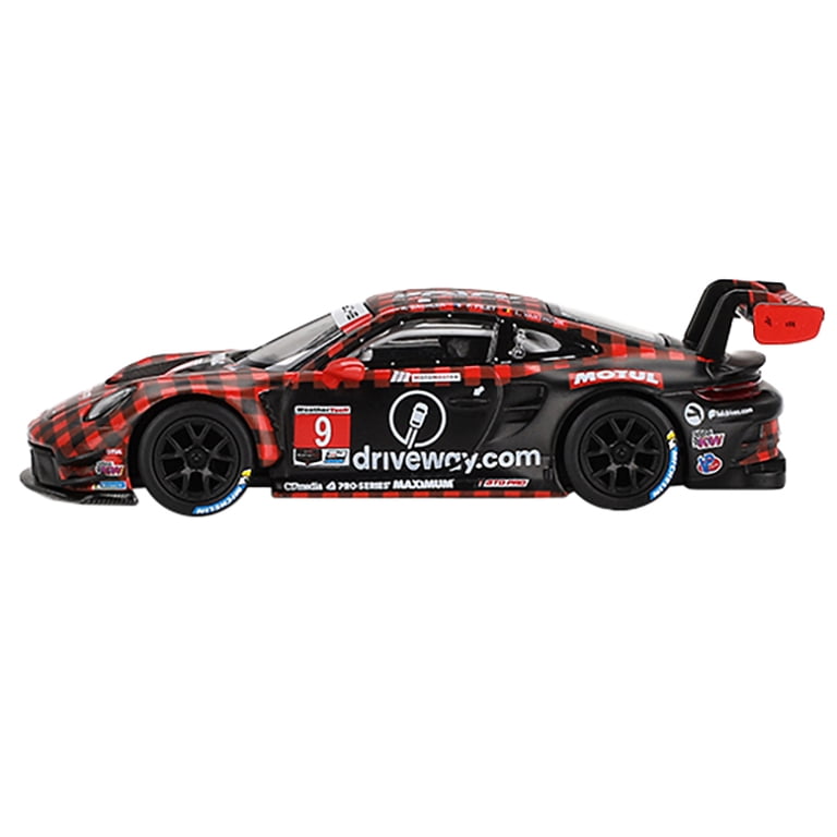 Porsche 911 GT3 R #9 
