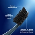 thumbnail image 3 of Cepillos Dentales Oral-B Advanced 7 Beneficios con Carbón 2 pzas, 3 of 5