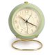 thumbnail image 1 of Relojes de mesa pequeños, despertador clásico sin tictac, reloj de escritorio con diseño de astronauta a pilas para sala de estar y dormitorio, color verde, 1 of 5