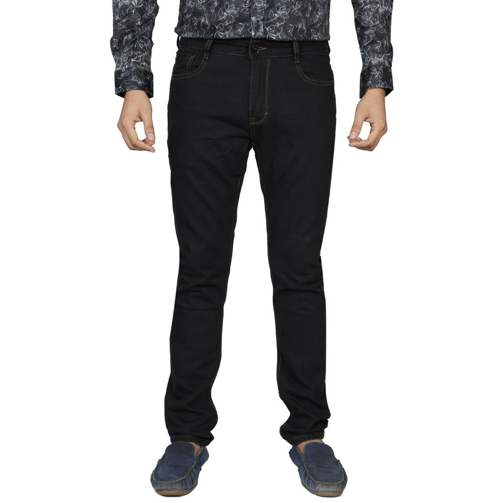 Black tapered jeans 2025