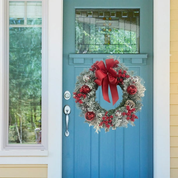 belle déco d'extérieur de porte d'entrée de Noël  Front door christmas  decorations, Christmas door decorations, Outdoor christmas decorations