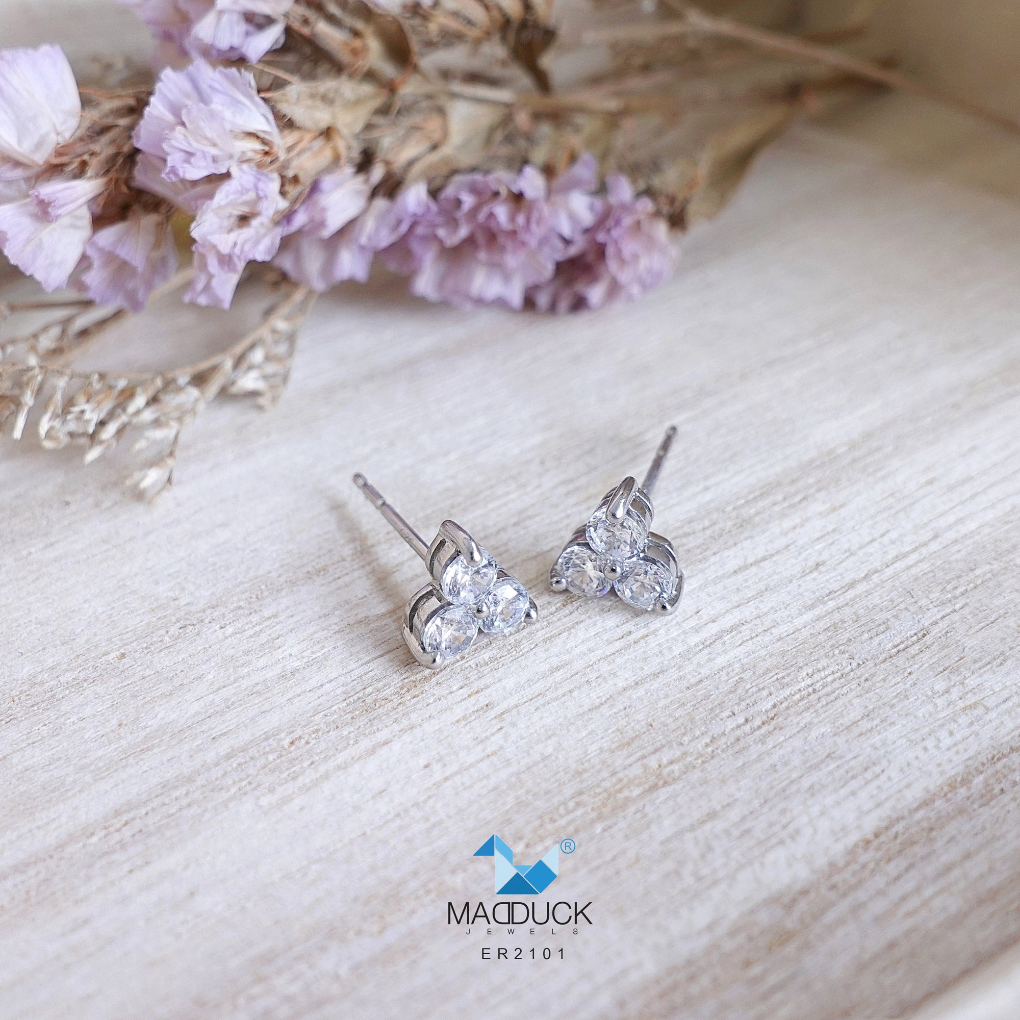 Cubic Zirconia / Sterling Silver 925 Earrings / Rhodium plated Nickel-Free / MadDuckJewels ER2101 / Thailand Jewelry