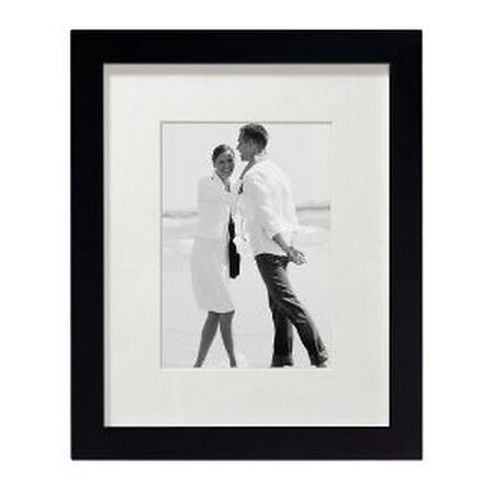 Matted 4x6 Black And White - 4x6 Picture Frame LINEAR WALL - Matted Black