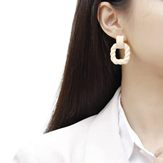 Elegant and Modern Rectangle Acrylic Geometric Earrings for Women Statement Jewelry Square Design