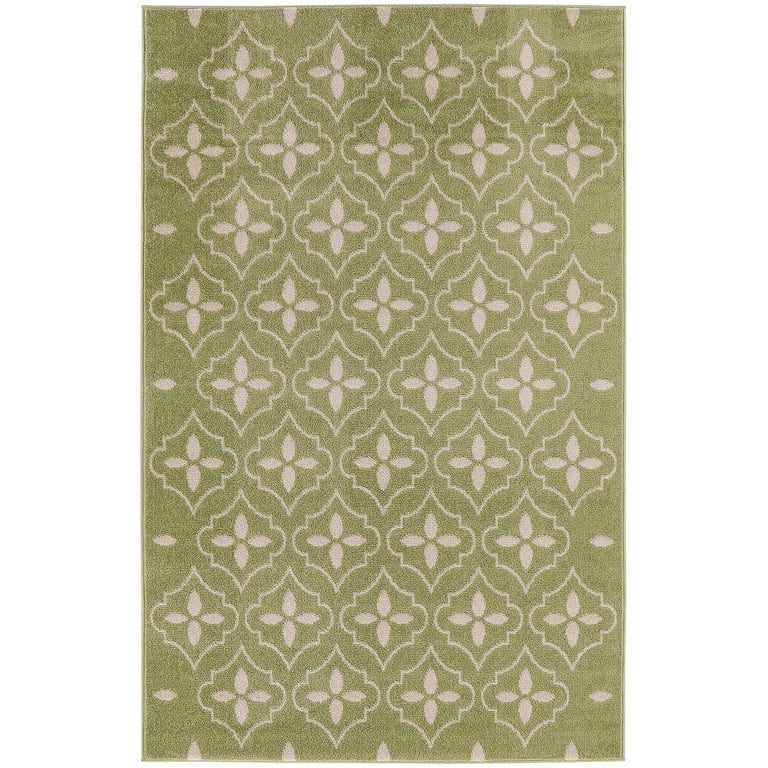 4' X 6' Green Damask Indoor Outdoor Area Rug 4' X 6' Green Damask Indoor Outdoor Area Rug