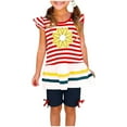 thumbnail image 1 of Conjuntos de blusas y camisas de cuello redondo y manga corta para niños, top con estampado a rayas y cuello redondo con mangas voladoras y pantalones cortos de capa base de color liso, conjunto infor, 1 of 5