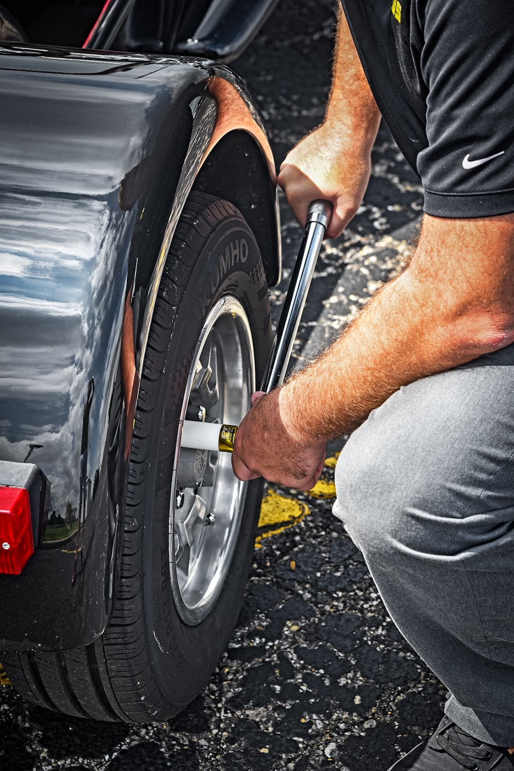 JEGS 1/2 in. Drive Torque Wrench [10 to 150 ft. lbs.]