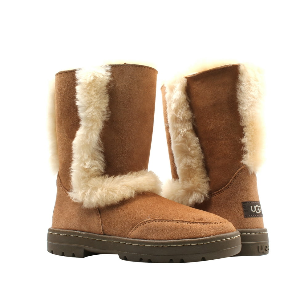 short chestnut uggs