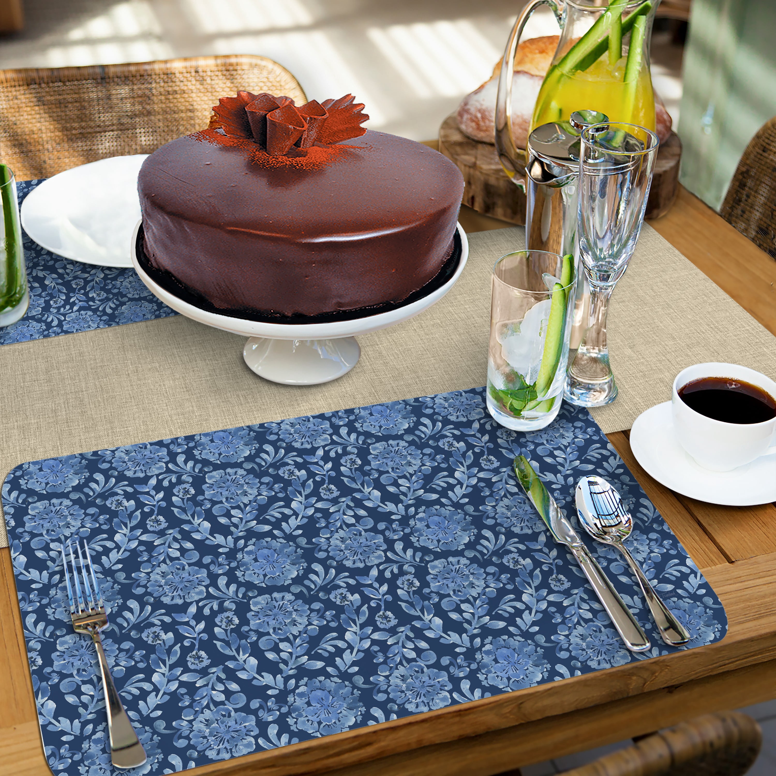 Blue & White Floral Rev Placemat