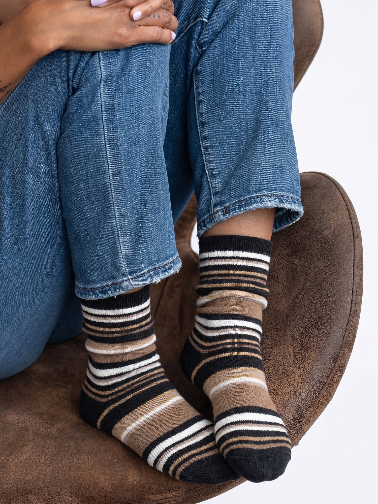 MUK LUKS Women's Fluffy Dream Crew Socks, 6-Pack, One Size