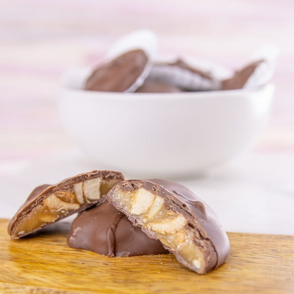 Wockenfuss Candies Sugar Free Milk Cashew Caramel Patties - 1lb