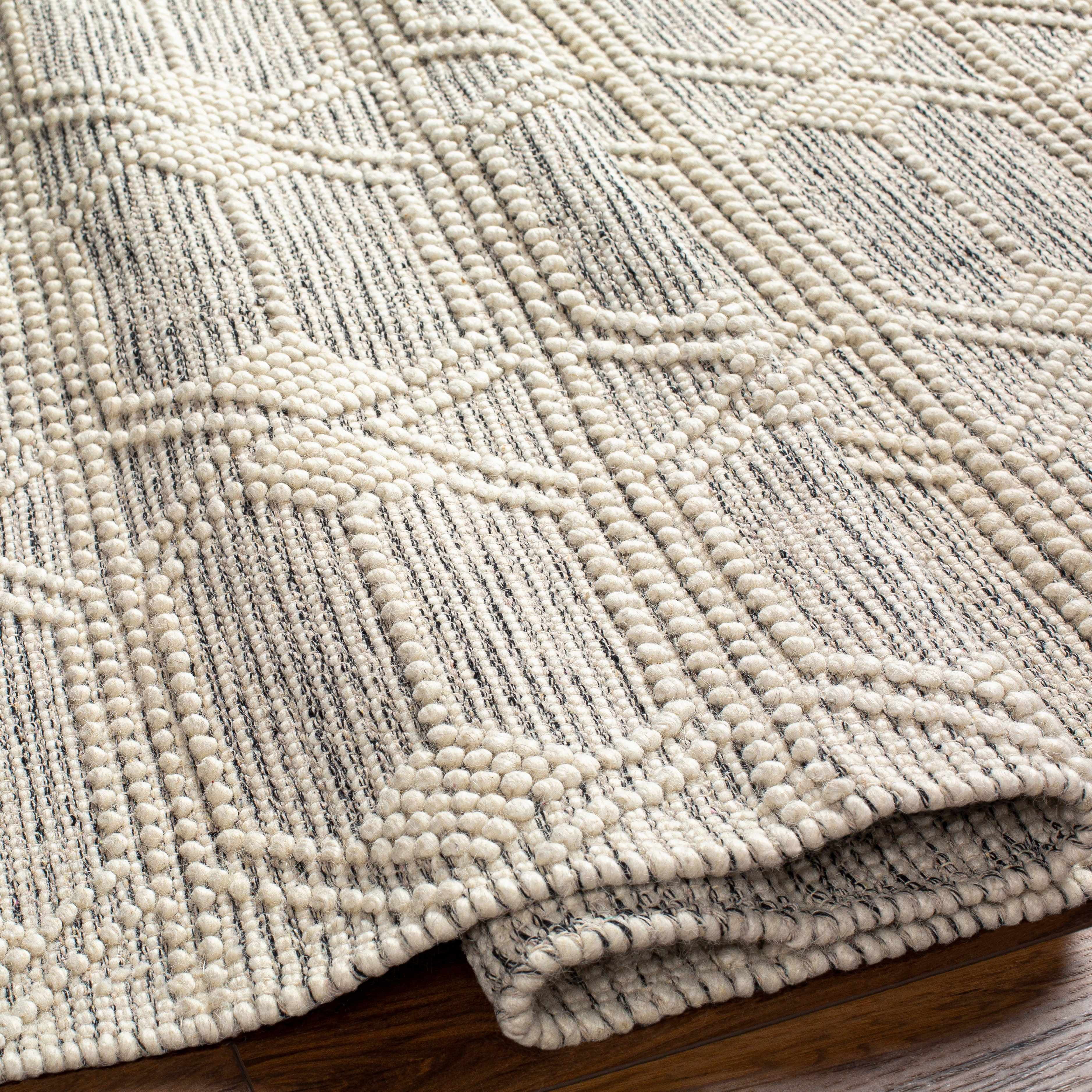 BoutiqueRugs Chars Traditional, Transitional Runner Rug - Ivory, Black - 2' x 5' Runner