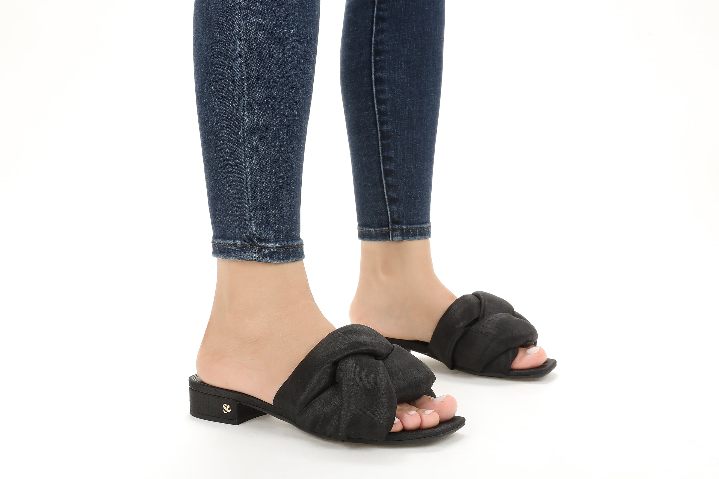 Sam & Libby Women's Kendall Knotted Upper Slide Sandal