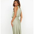 thumbnail image 2 of Robe Longue Plissée Sans Manches en Satin d'Été pour Femmes, 2 of 3