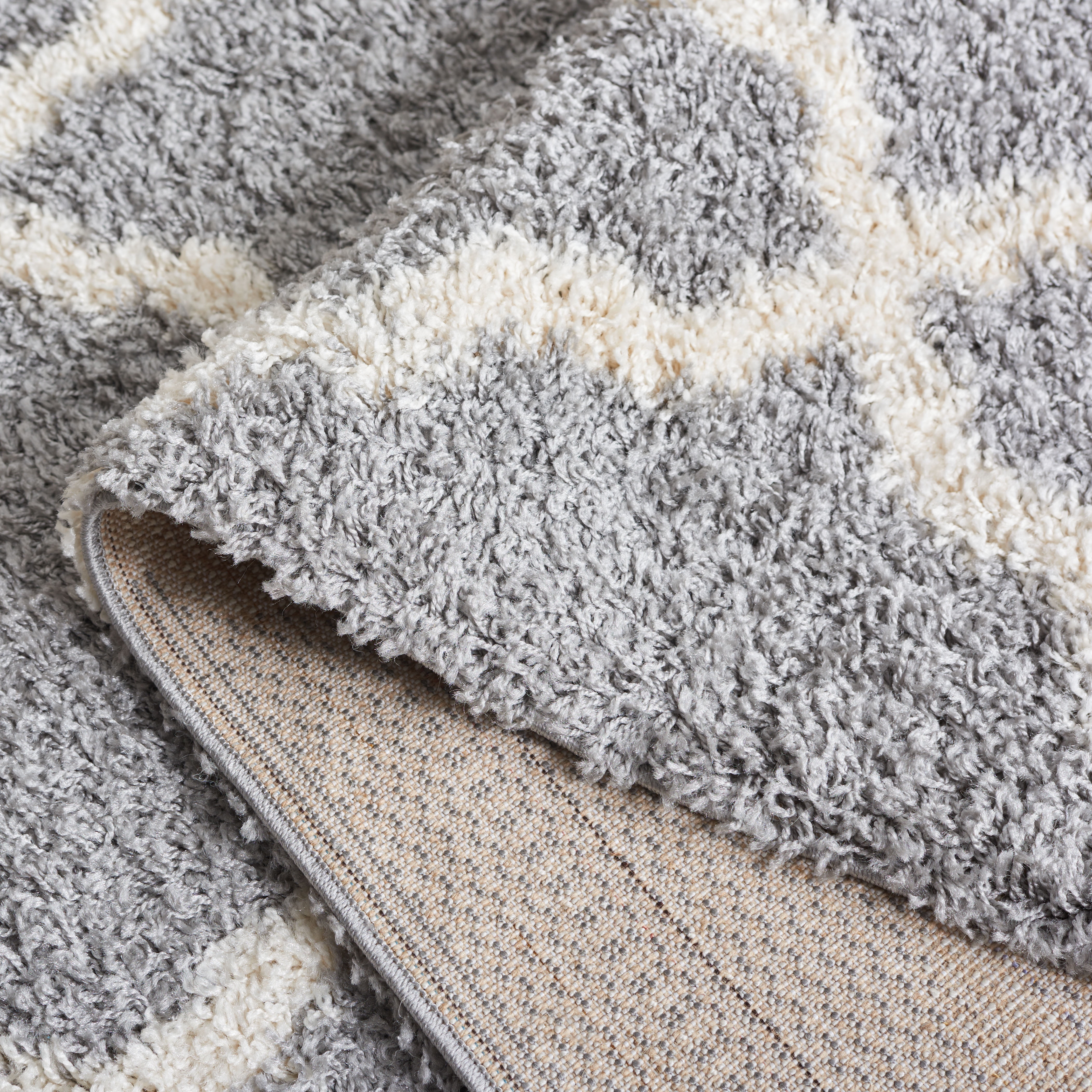 SAFAVIEH Dallas Logan Geometric Shag Runner Rug, Grey/Ivory, 2'3" x 6'
