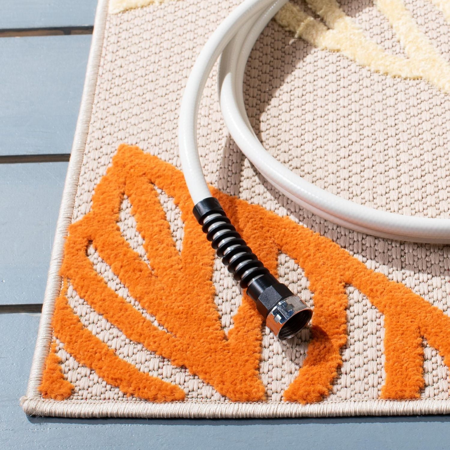 Safavieh Cabana Cohen Floral Outdoor Area Rug