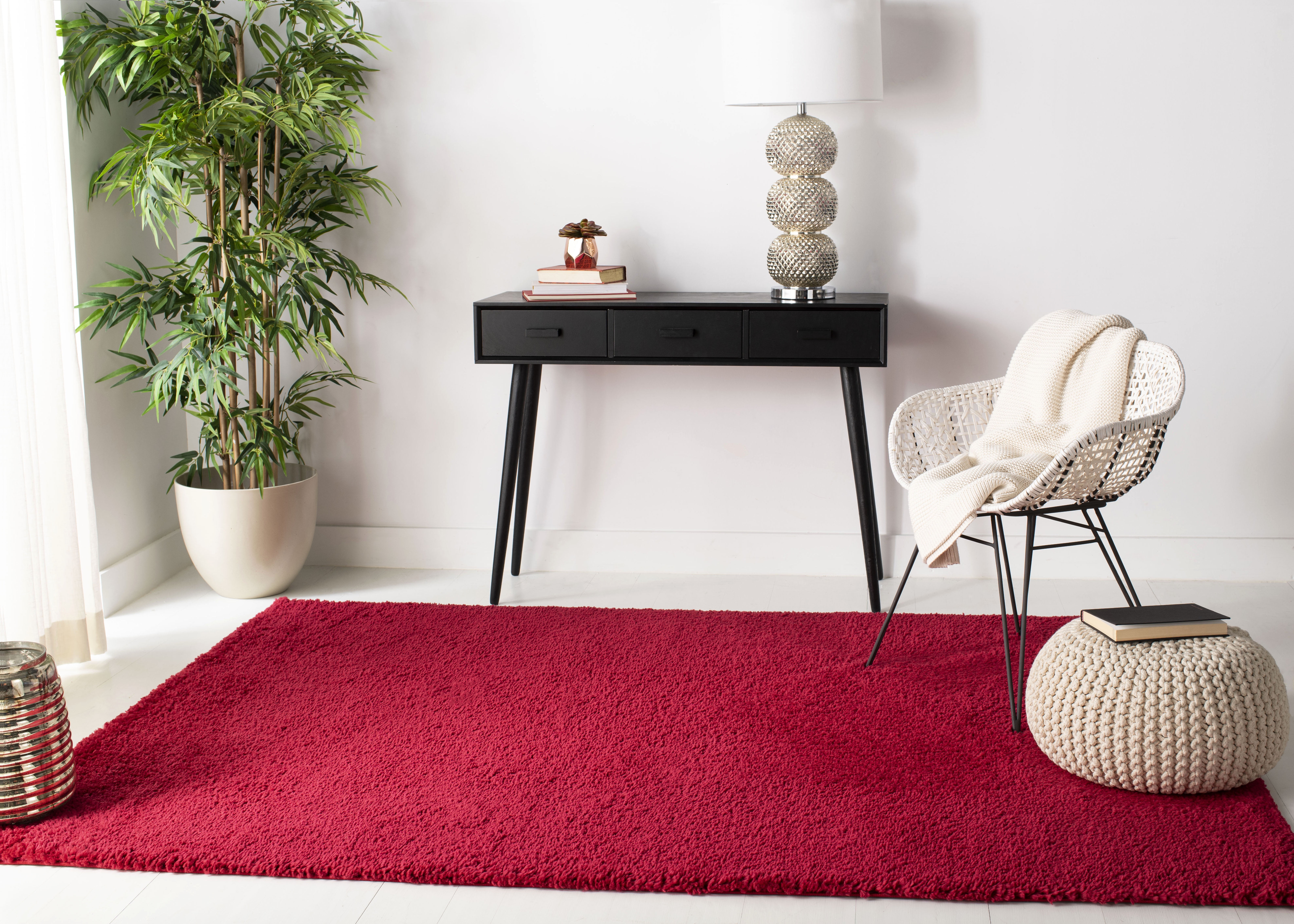 Safavieh August Carlene Solid Plush Shag Area Rug, Red, 6' x 8'