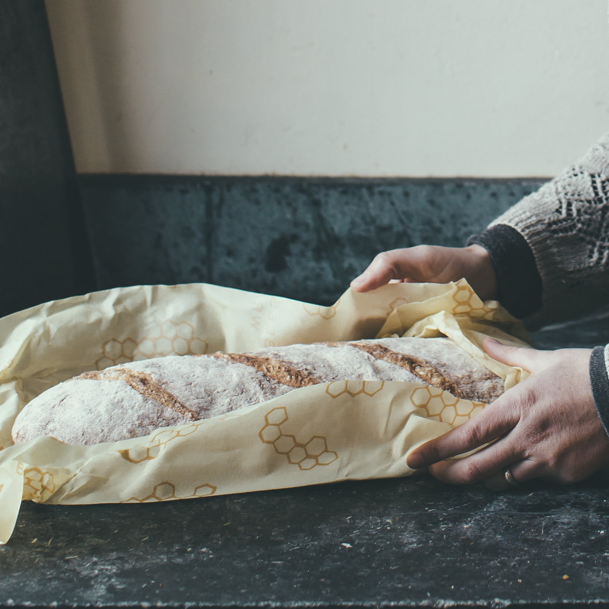 Bee's Wrap Bread & Produce Bag - Thumbnail 4