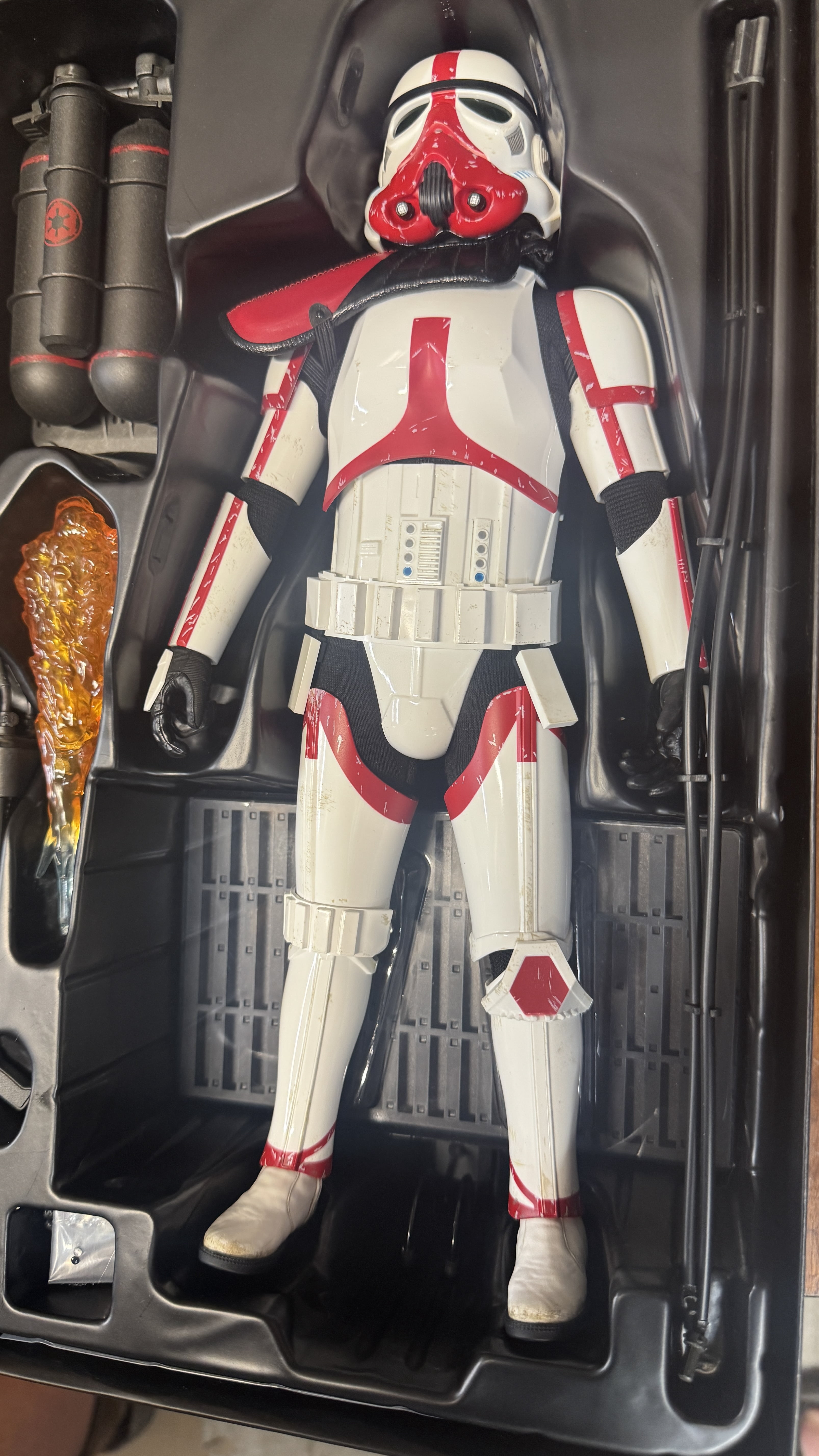 Pre-Owned Star Wars The Mandalorian Incinerator Stormtrooper Collectible Figure
