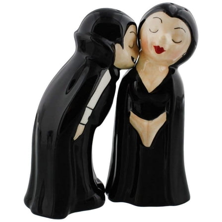 Pacific Giftware Vampire Love at First Bite Magnetic Kissing Ceramic Salt and Pepper Shakers Set