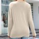 thumbnail image 4 of Camiseta de manga larga con cuello en V para mujer, suave, transpirable, color puro, dobladillo suelto, blusas casuales, tops de moda para viajes, trabajo, albaricoque L, 4 of 6
