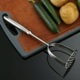 thumbnail image 2 of Machacador de patatas de metal, de acero inoxidable, con mango, herramienta de cocina, 2 of 6