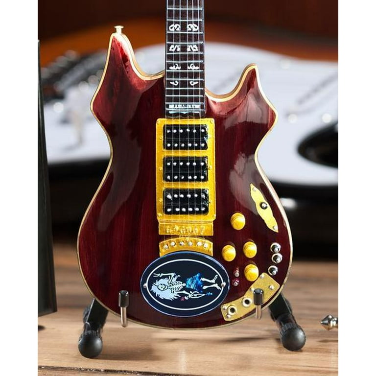 Rosebud guitar 2024