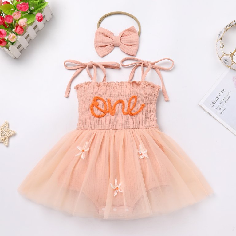IWEMEK Baby Girl Polka Dot Costume Set – 1st Birthday Tutu Romper With Suspenders & Headband, Photo Prop Outfit