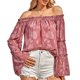thumbnail image 1 of Top fruncido con volantes y hombros descubiertos para mujer, dobladillo suelto, manga larga acampanada, blusa con estampado de flores, camisa rosa oscuro S, 1 of 6