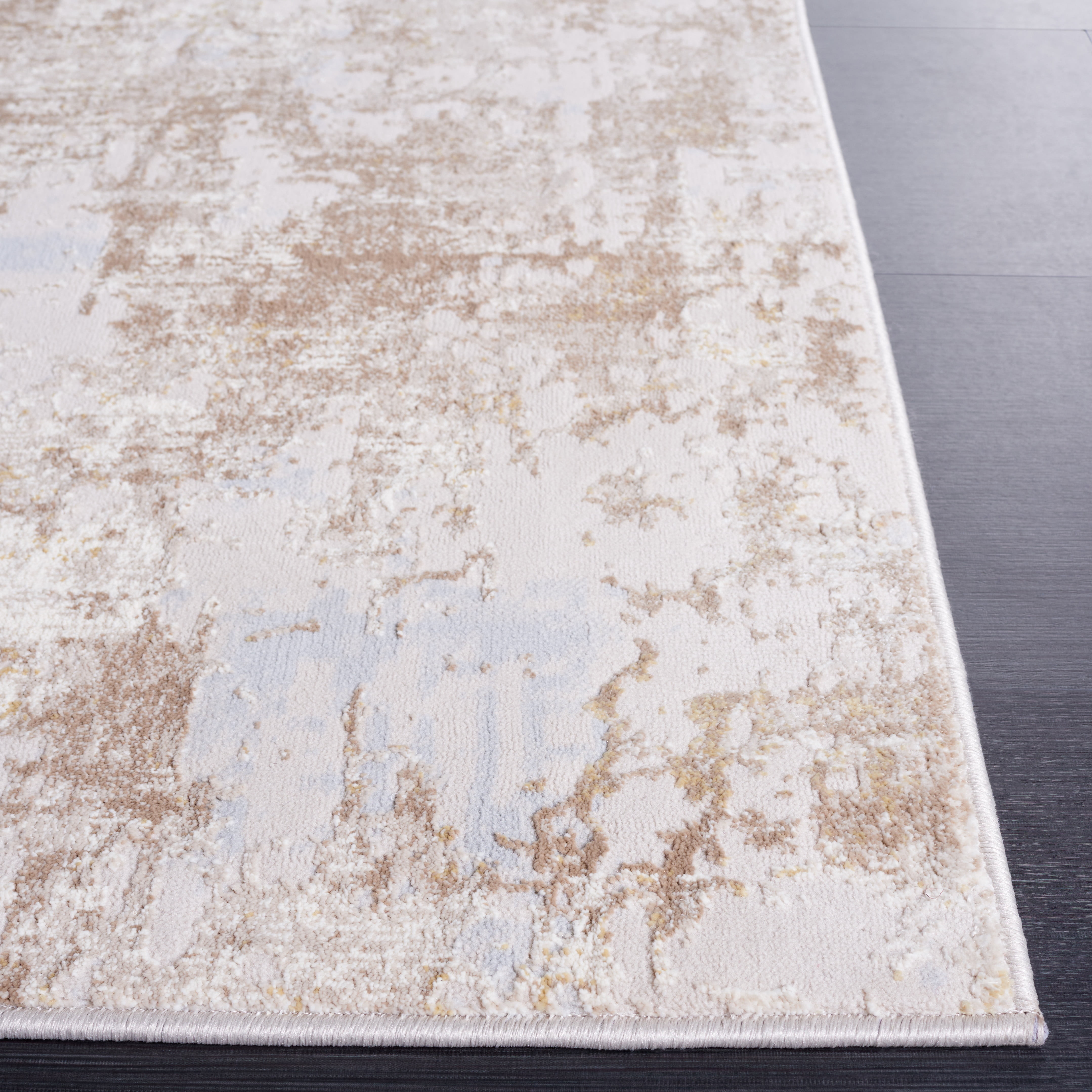 SAFAVIEH Continental Laird Distressed Area Rug, Light Beige/Beige, 5'3" x 7'6"