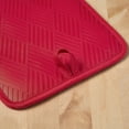 thumbnail image 5 of TOWN & COUNTRY BASICS Basketweave Soft Silicone Pot Holder 2-Pack Set, Heat Resistant up to 500F, Flexible Silicone, Non-Slip Grip, Red, 7.5"x10", 5 of 6