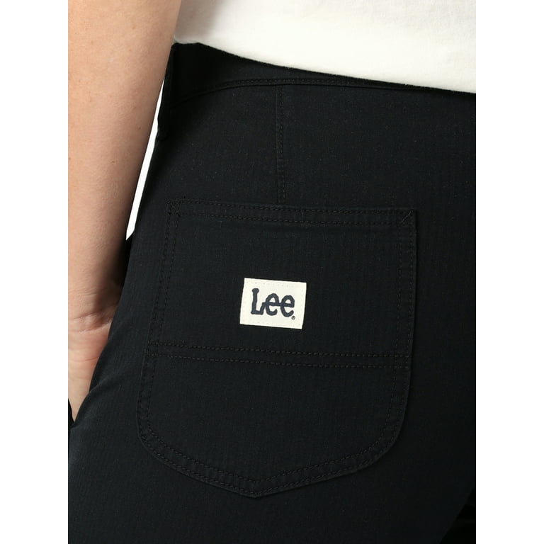 Lee® Women's Ultra Lux Relaxed Fit Straight Leg Pant