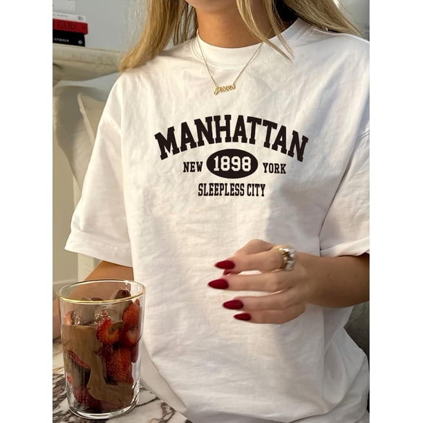1pc Vintage Manhattan 1898 Print T-Shirt for Women, Polyester Knit Fabric, Short Sleeve, Crew Neck, Regular Length, Geometric Pattern, Casual Summer Top